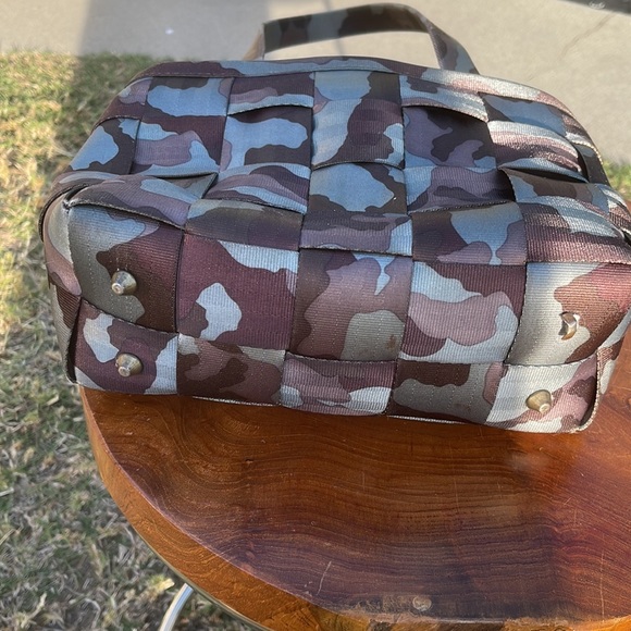 Harvey’s original seatbelt camo bag - Picture 9 of 16